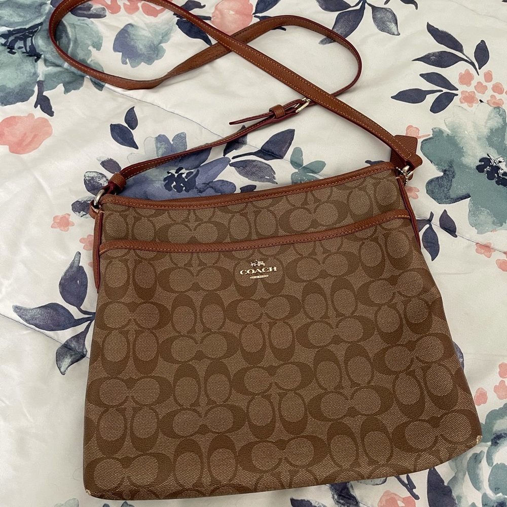 Coach side satchel